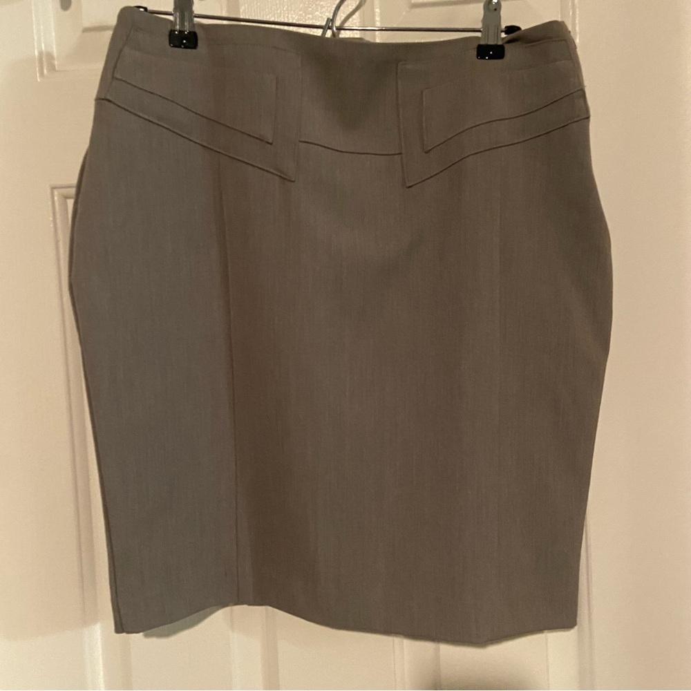 Express Skirt - Picture 3 of 7